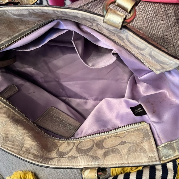 Coach Shoulder Bag (Peeling) - Picture 7 of 12